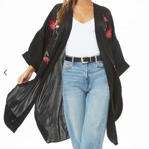 🖤 Embroidered Floral Kimono 🌹